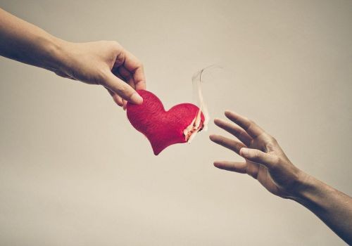 提出离婚就放弃财产，这种婚前协议有没有效