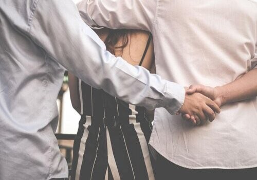 协议离婚后财产是否需要公证